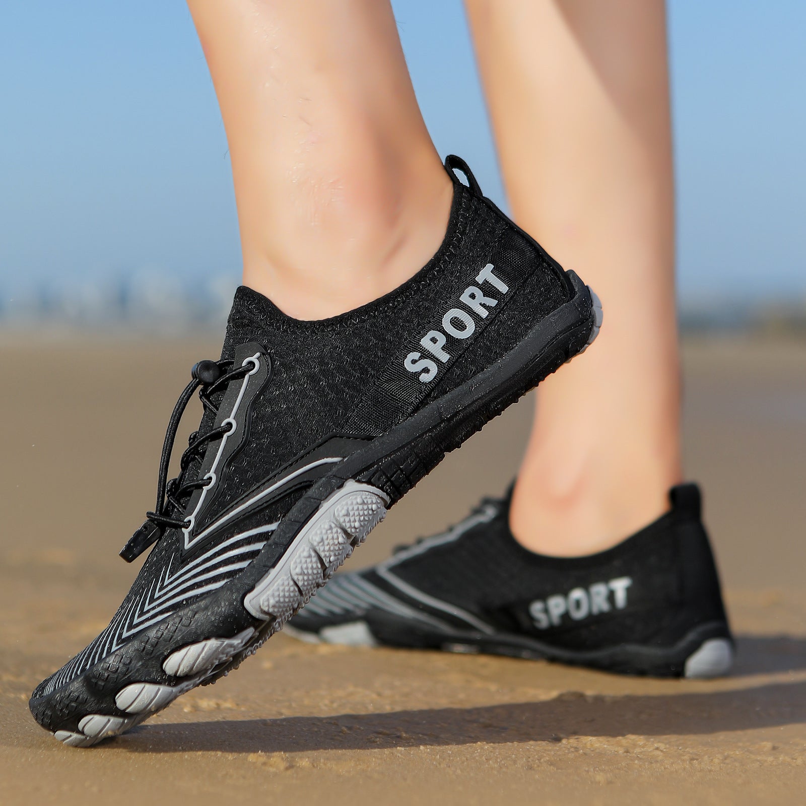 Outdoor Shoes Five-finger Hiking Shoes